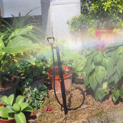 Agriculture irrigation kit de support vertical et pulvérisateurs de combinaison pour durable