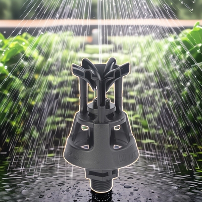 Connexion rapide d'un pulvérisateur de pelouse rotatif pour les jardins à haute visibilité et de style normal
