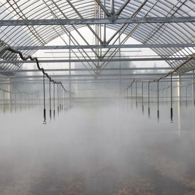 Buse d'atomisation personnalisée en plastique d'ingénierie pour les pulvérisateurs de gazon et d'agriculture