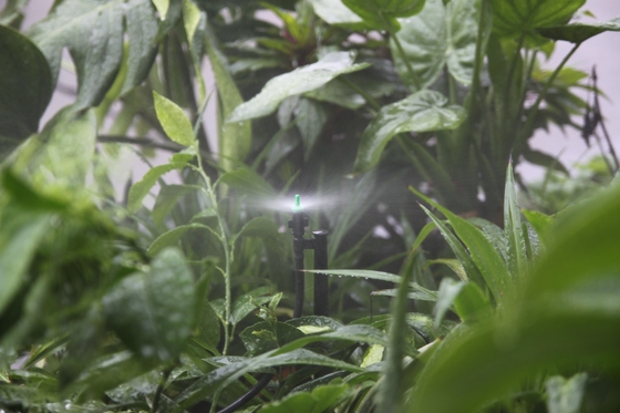 Solution de pulvérisation agricole à réfraction de cercle complet mini pour l'irrigation des jardins