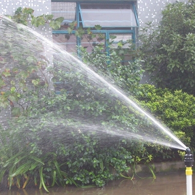 Arrosage et espace de salle à plusieurs sorties avec buse 360 arrosage de jardin