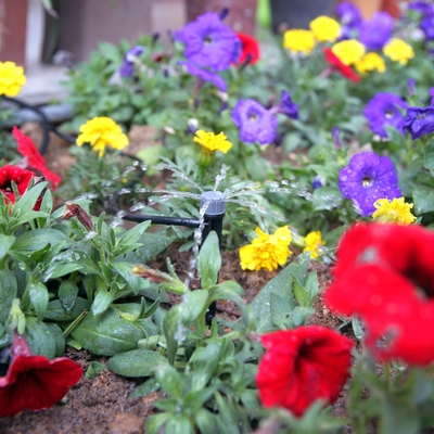 Réseau de contact rapide avec le système de pulvérisation à liaison centrifuge pour l'irrigation des fermes de jardin 360
