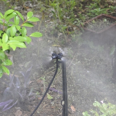 250-40 KPA Sprinkleurs atomisés à quatre sorties Idéal pour les systèmes d'irrigation agricoles