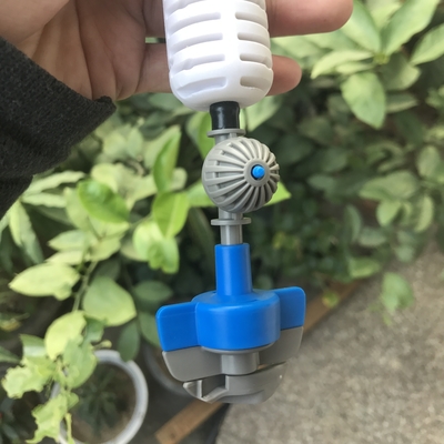 Contrôle de la pression de l'eau Sprinkler à rotation sans cadre pour l'irrigation par micro-sprinkler