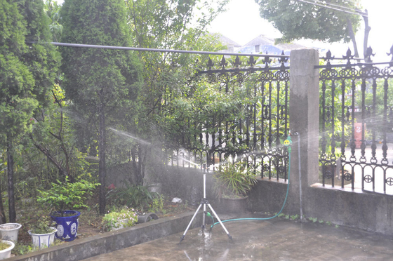 Équipement d'irrigation par goutte à goutte automatique à rotation/impact