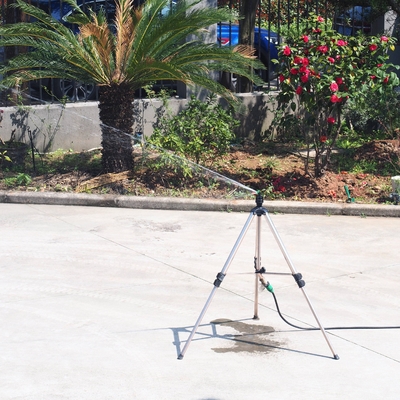 Sprinkler à buse à plusieurs sorties de style normal pour l'entretien des pulvérisations de jardinage 360